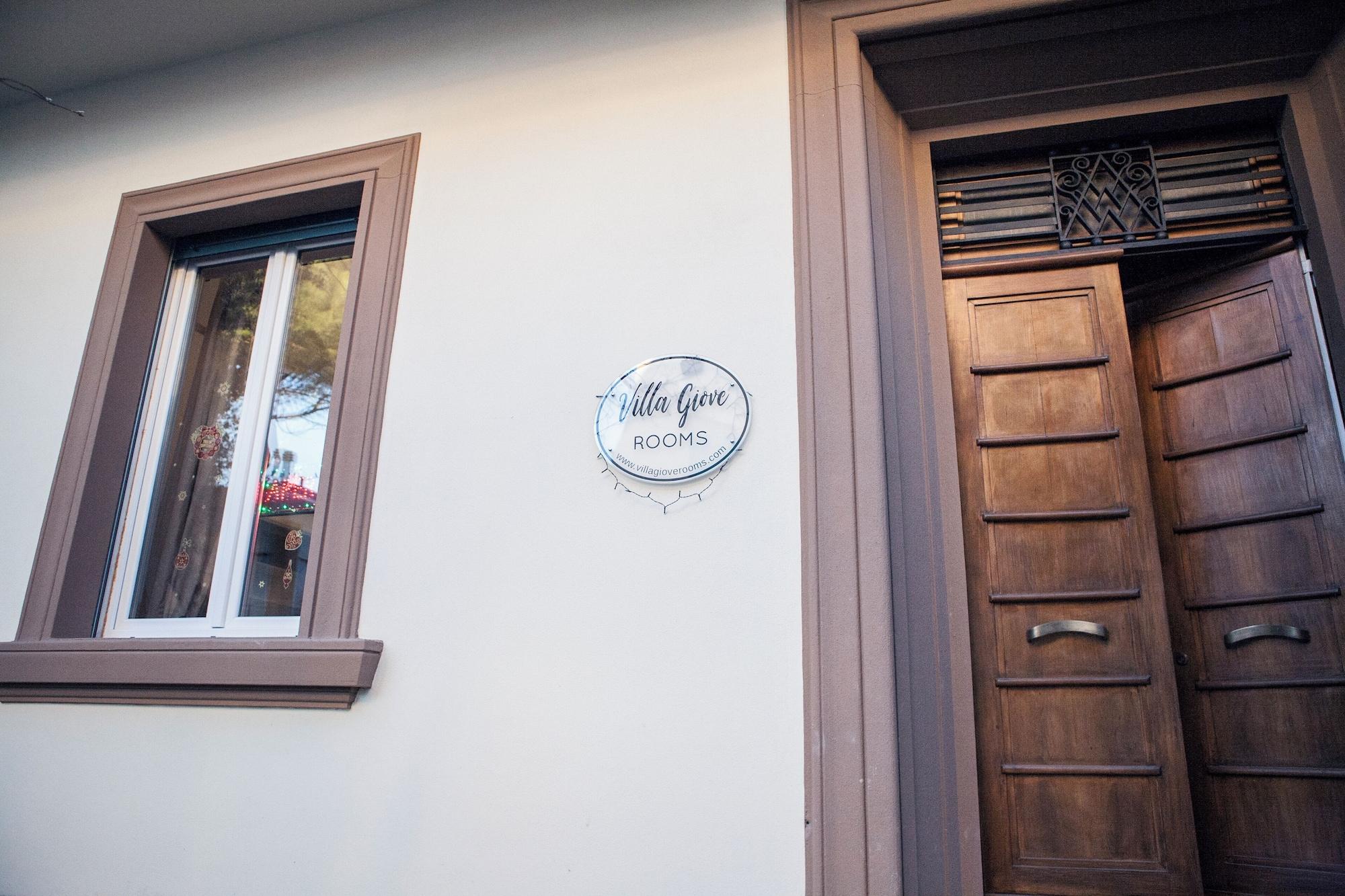 Varios VILLAGIOVEROOMS