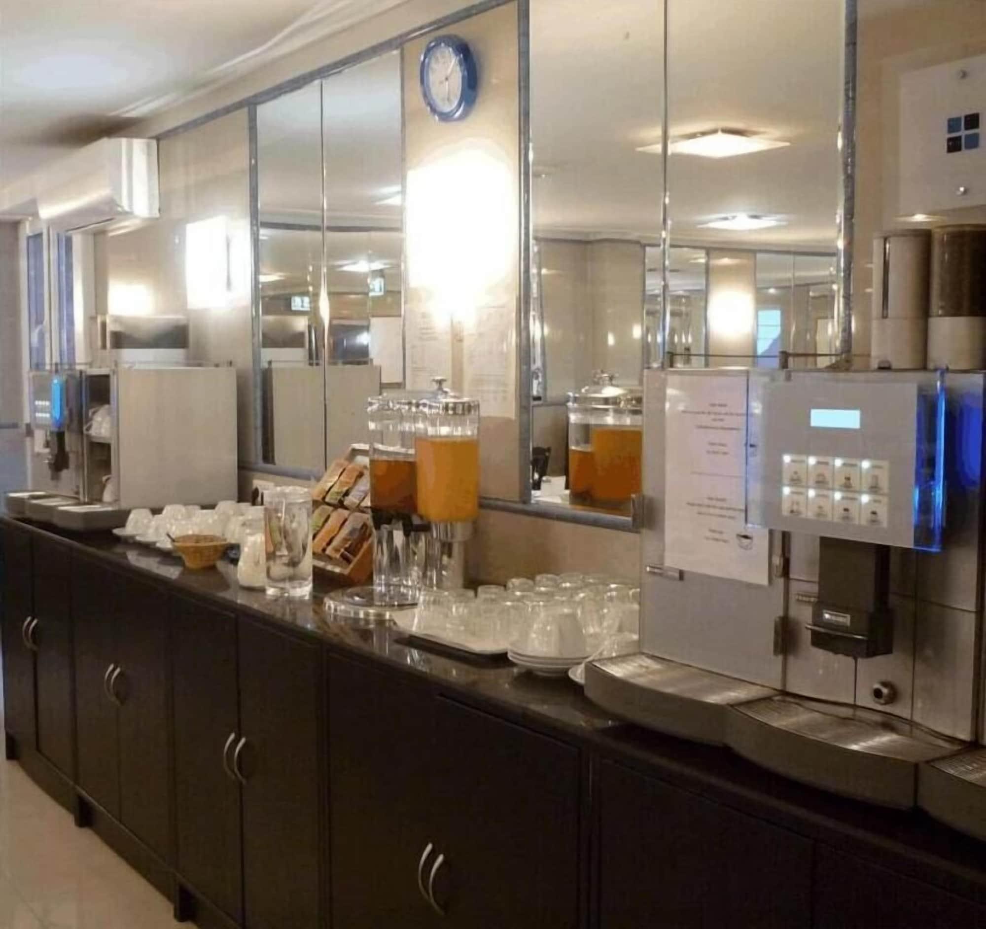 Bar/Salón Hotel Donaustadt Kagran