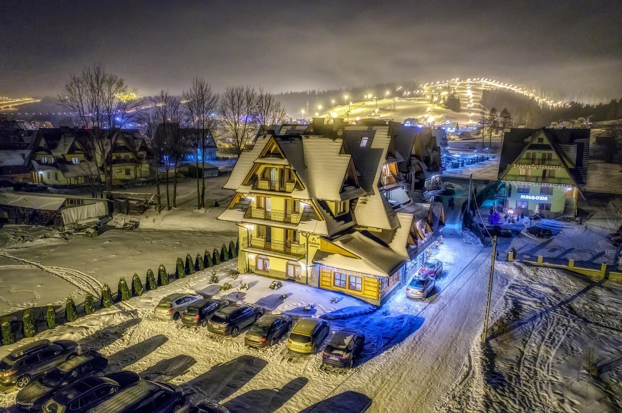 Vista Exterior Pensjonat Dziubas