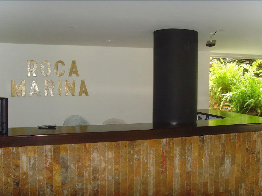 Vista Lobby Aparta Hotel Roca Marina