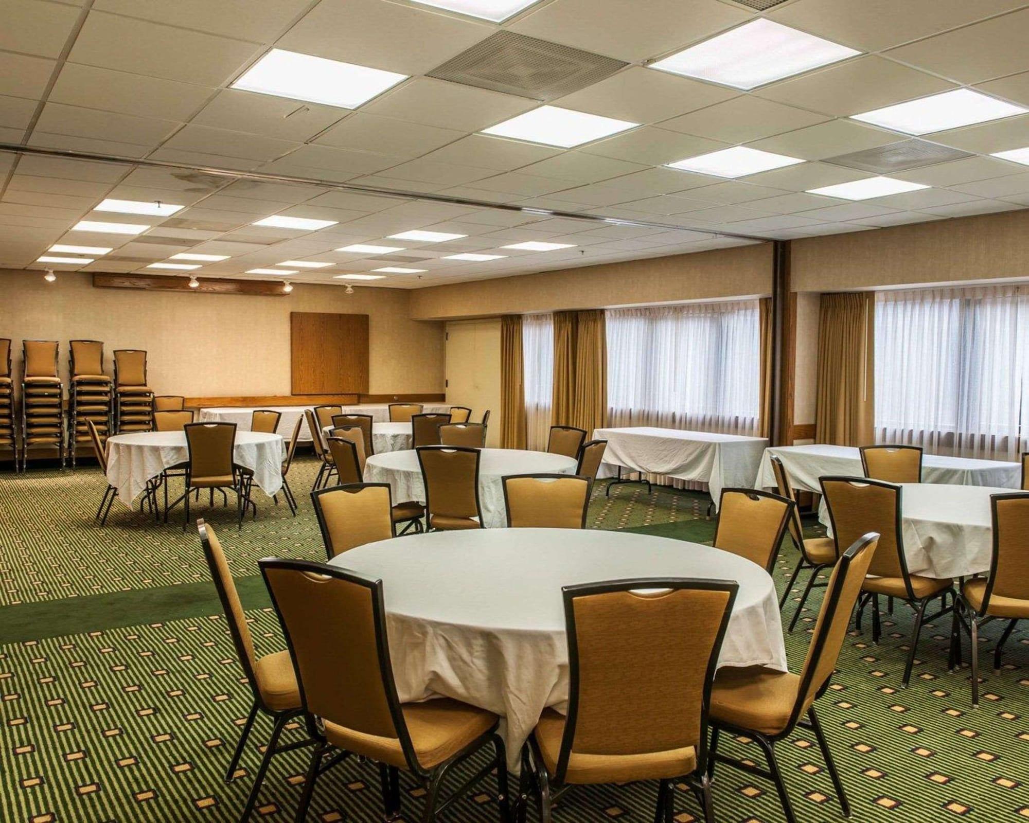 Sala de Reuniones Quality Inn & Suites Goshen