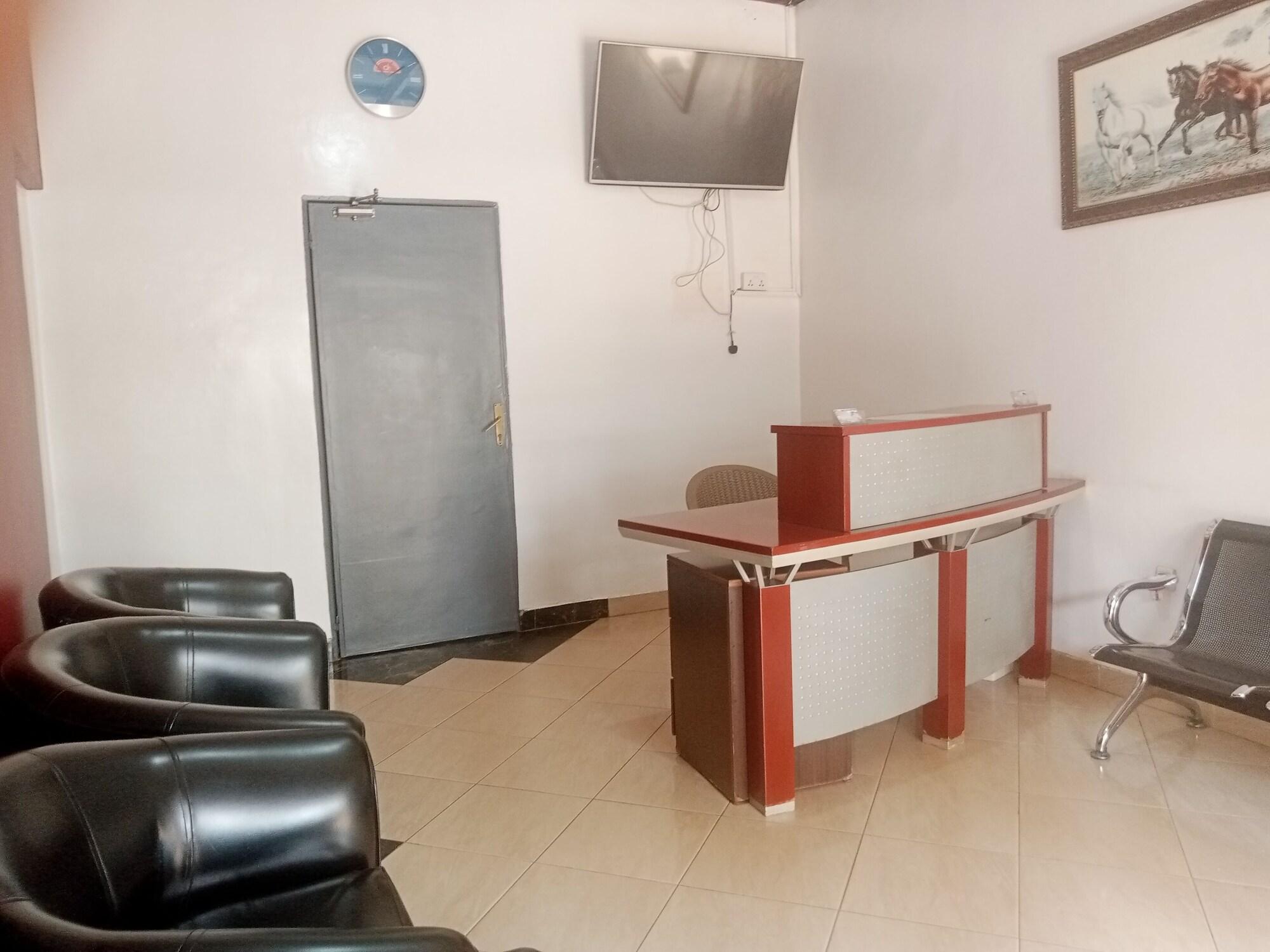 Vista Lobby CAMEO RESIDENCE