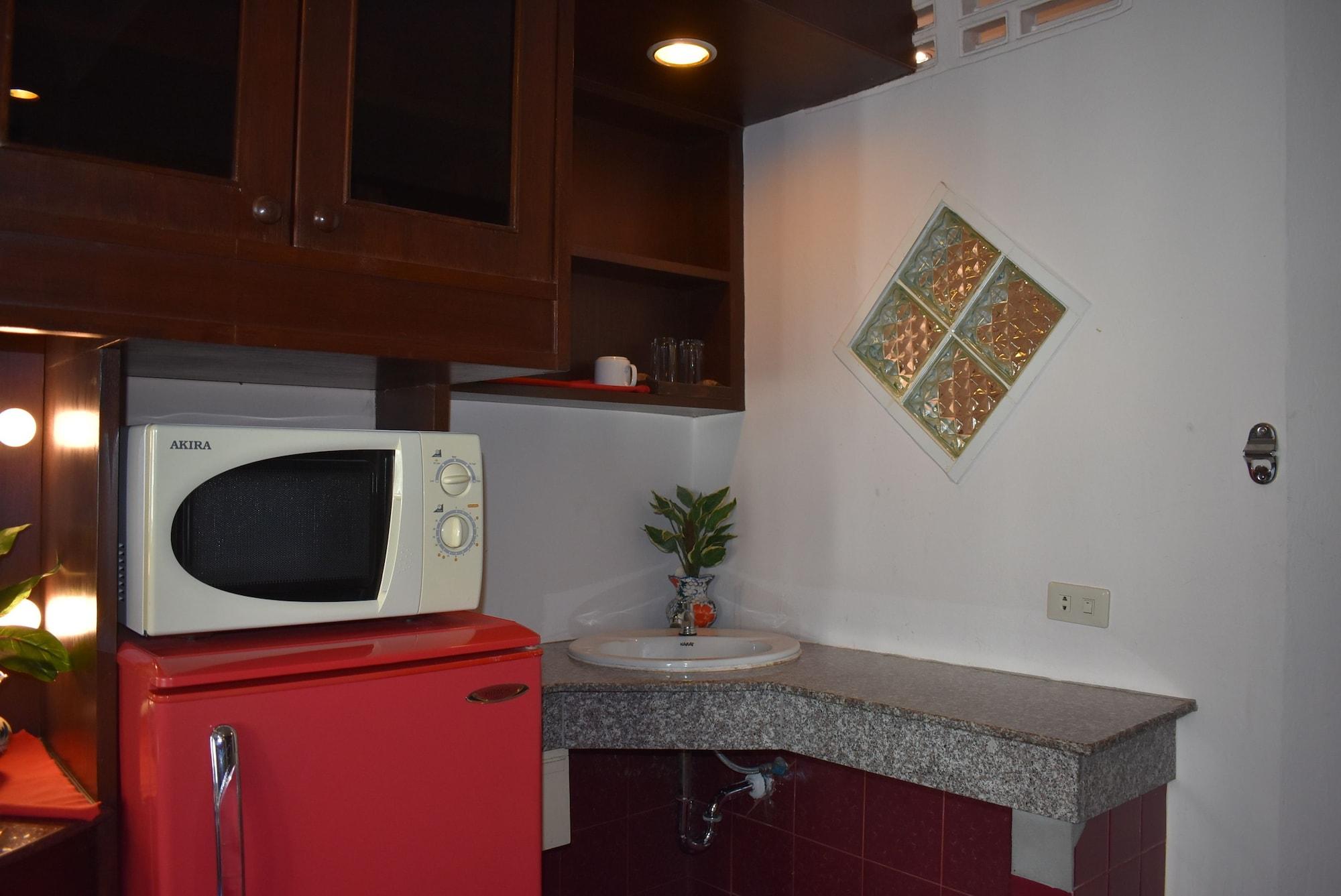 Equipamiento de Habitación Karon Café Inn