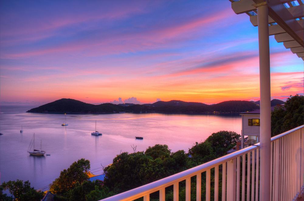 Varios Bluebeard's Castle Resort