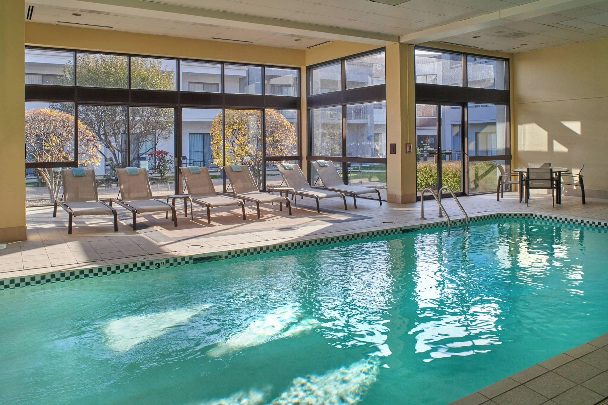 Vista Piscina Courtyard by Marriott Chicago Oakbrook Terrace