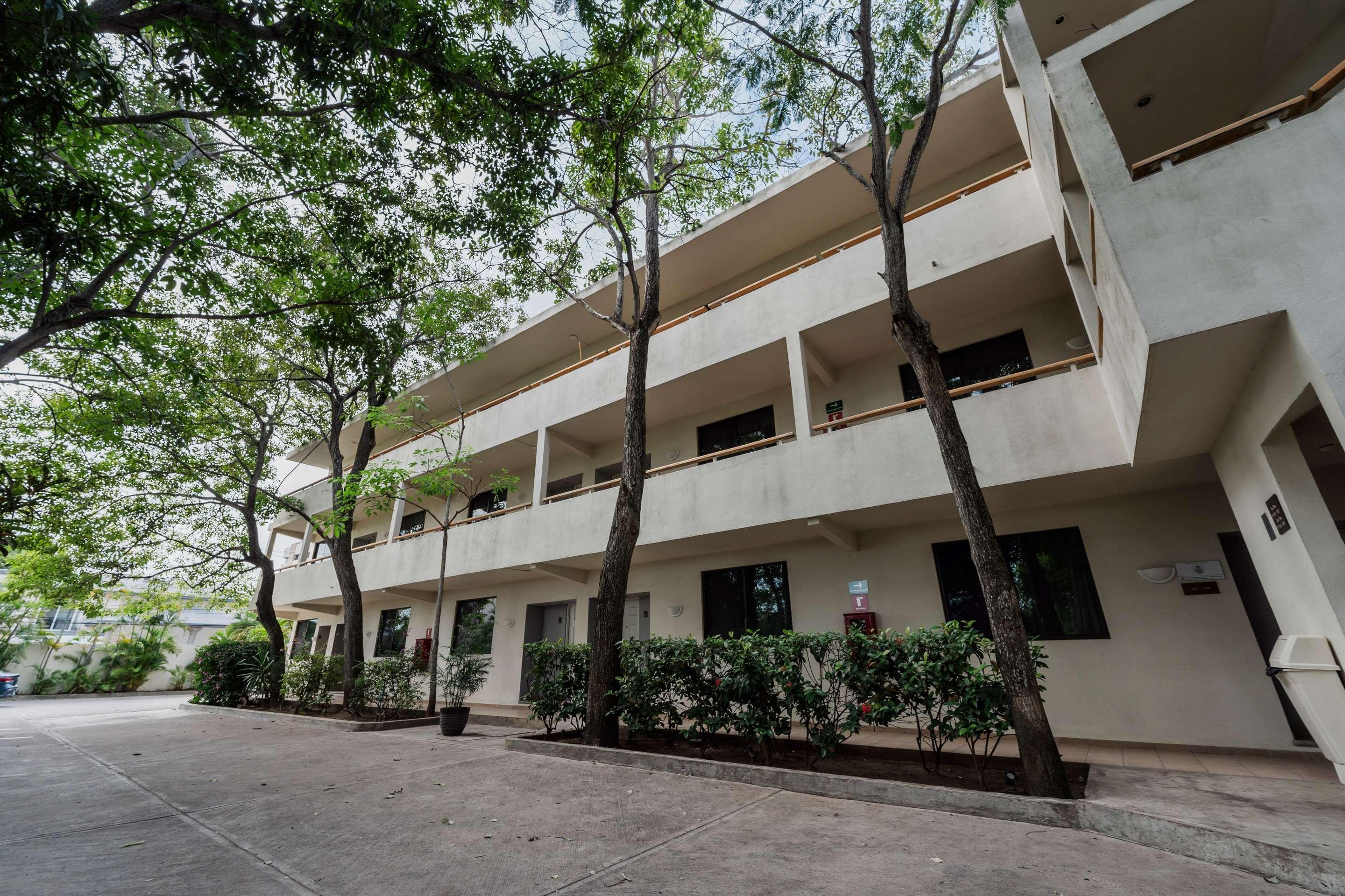 Vista Exterior Comfort Inn Tampico