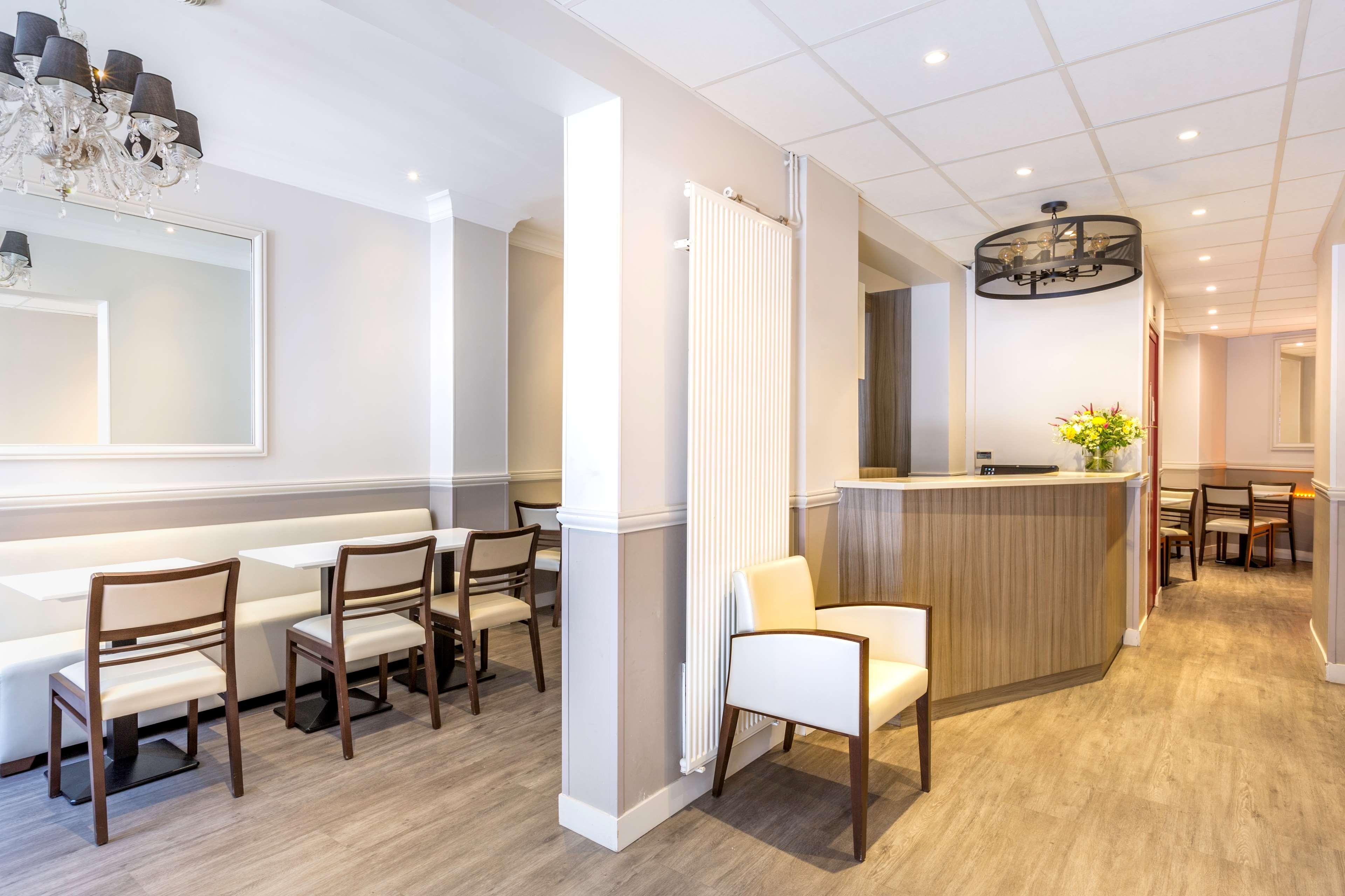 Vista Lobby Sure Hotel by Best Western Paris Gare du Nord