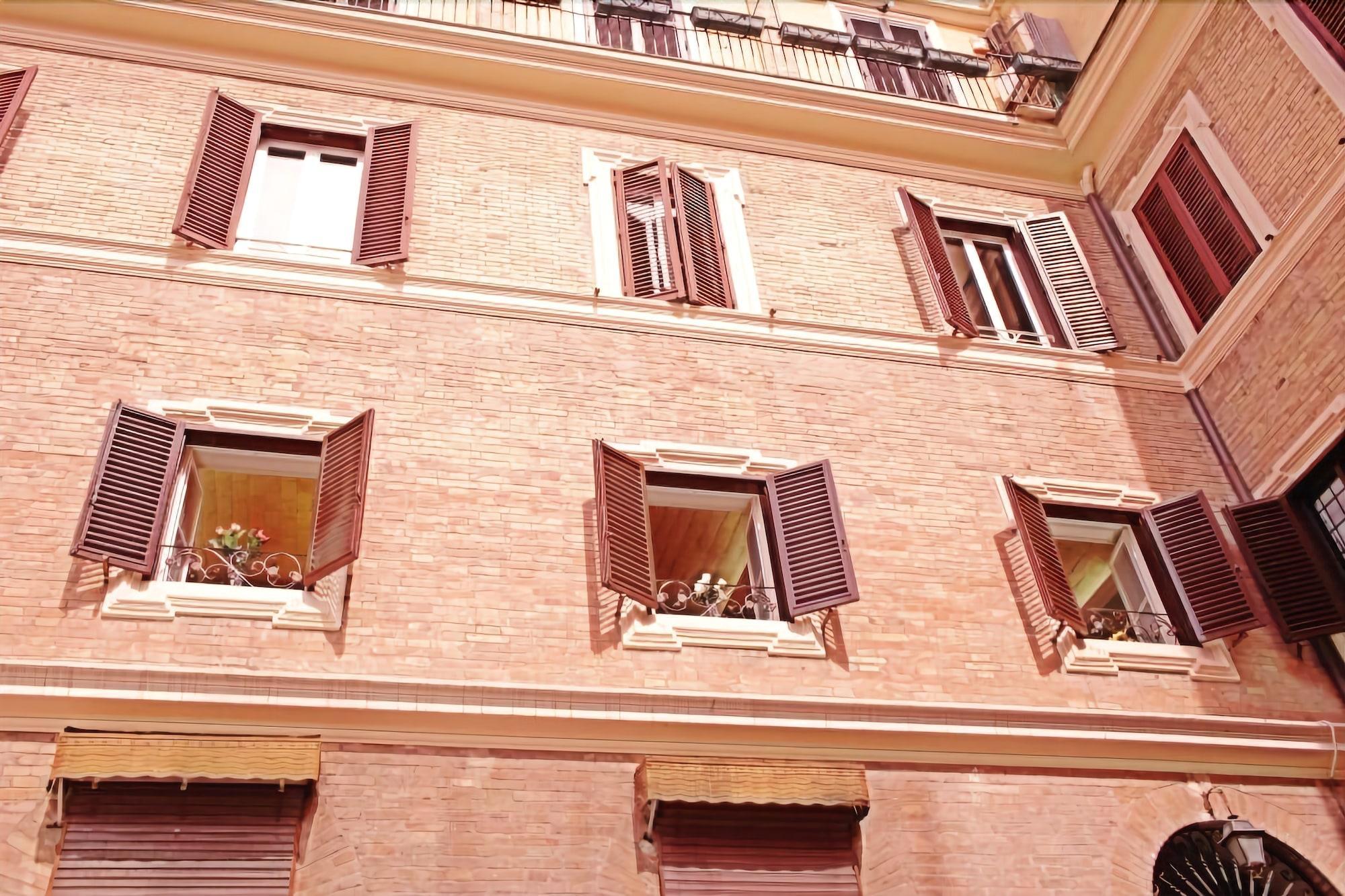 Vista Exterior Domus Real Cardello