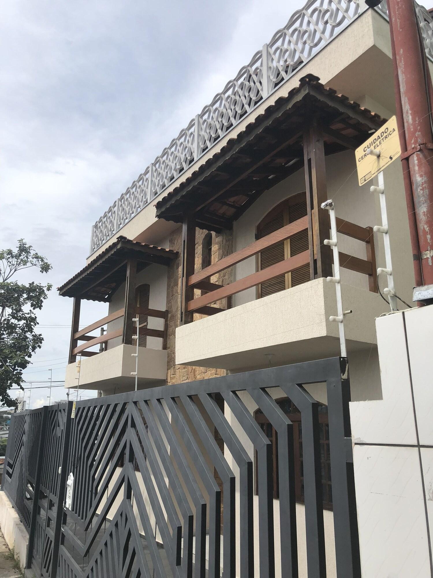 Vista da fachada Brazil & France Hostel and House Inn