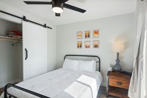 Alquiler Vacacional - 2BR Dog Friendly Cozy Bungalow w/ Backyard! C.PHX
