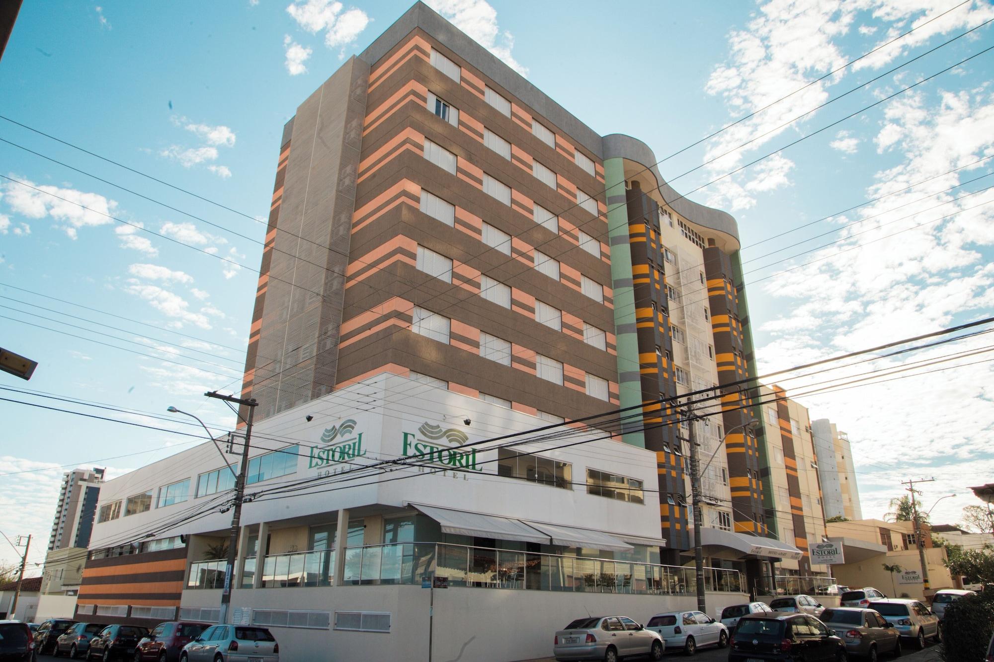Vista Exterior Estoril Hotel Marília