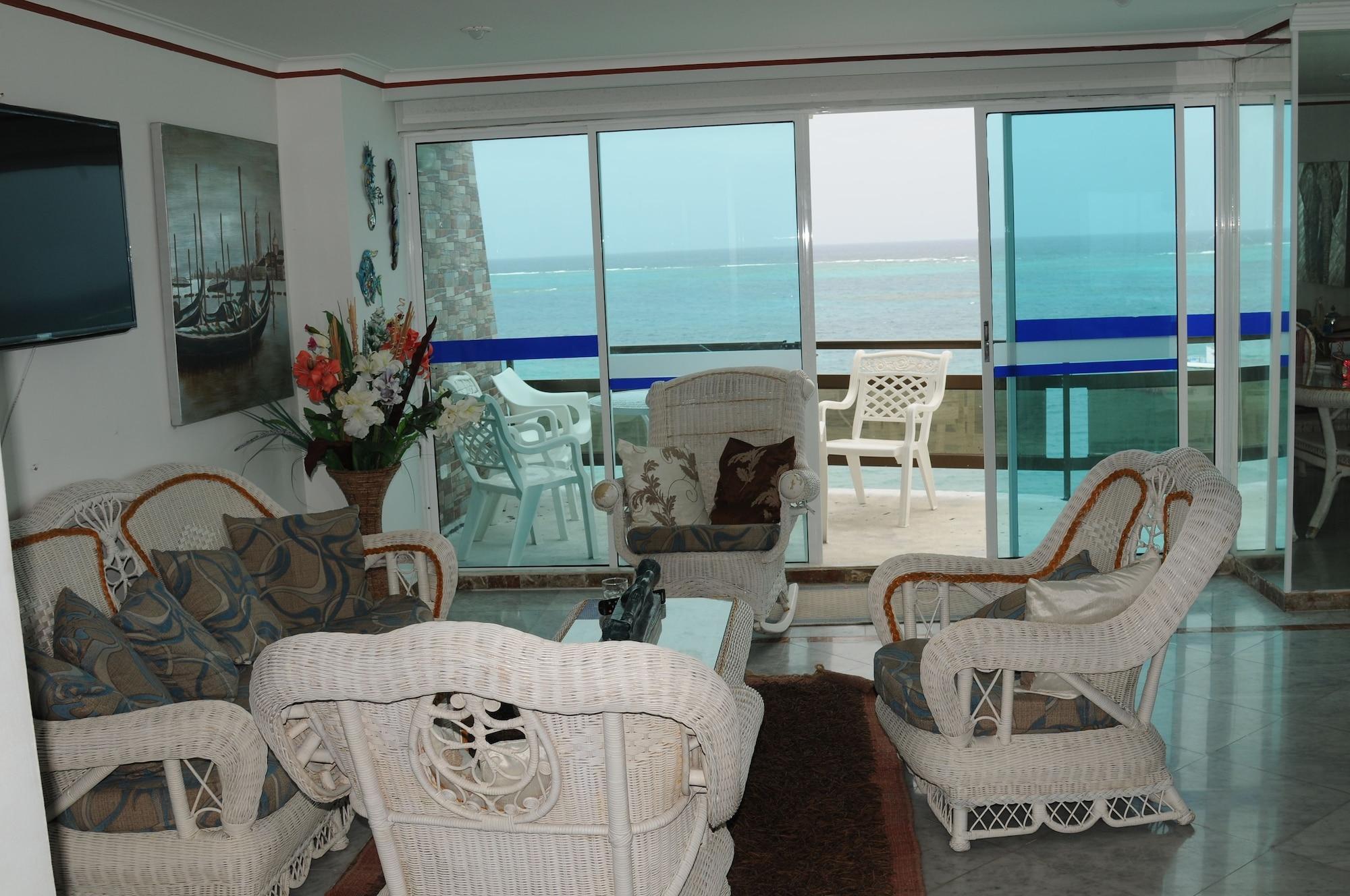 Vista Lobby Kristhal Plaza