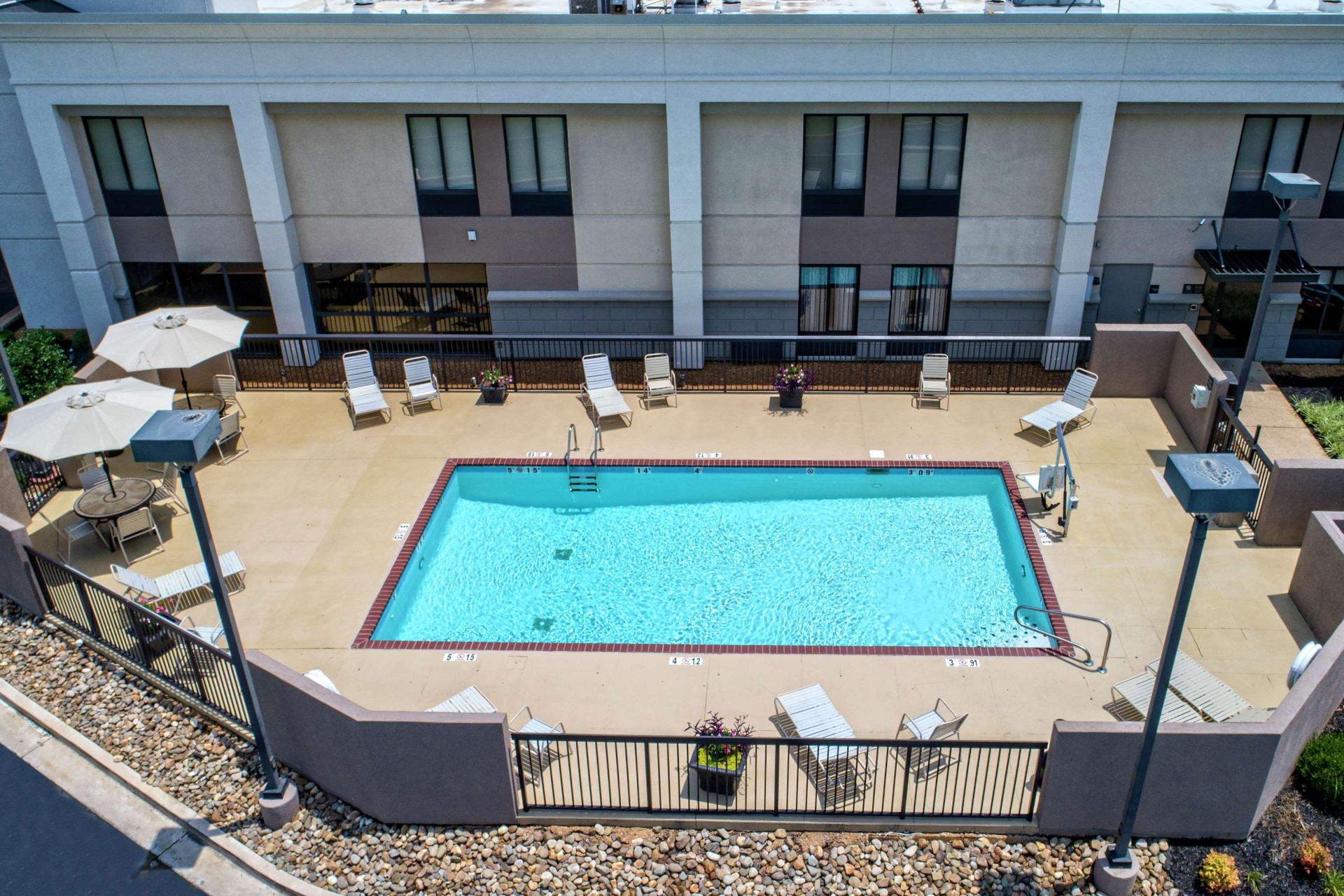 Vista Piscina Hampton Inn Corinth