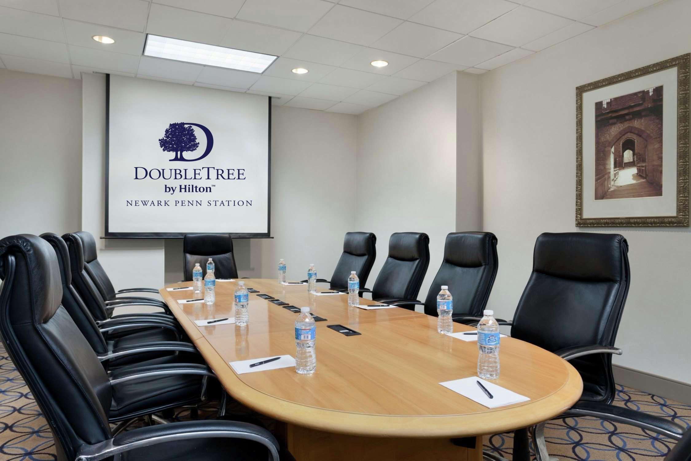 Sala de Reuniones DoubleTree by Hilton Newark Penn Station