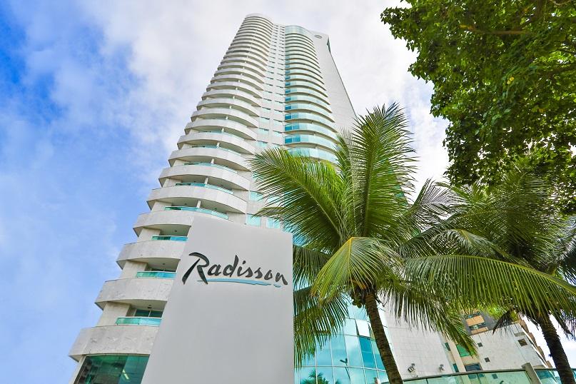 Vista Exterior Radisson Recife
