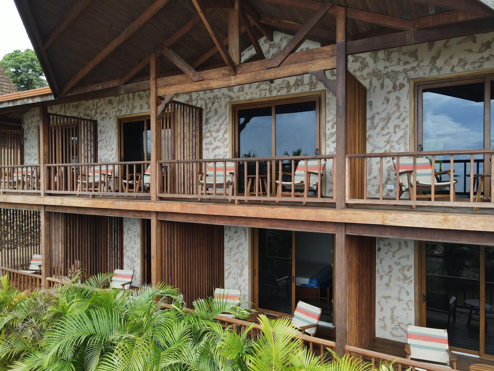 Vista Exterior La Coralina Island House