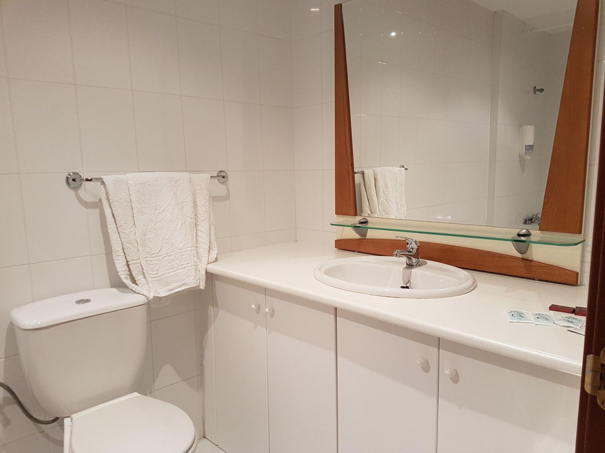 Equipamiento de Habitación Hostal Restaurante La Charola