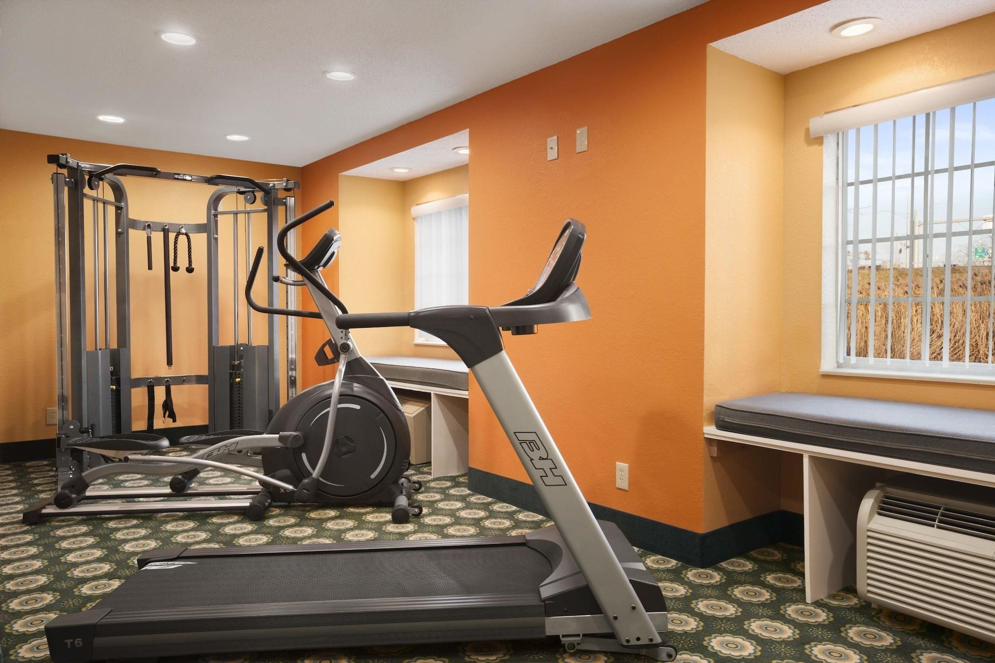 Gimnasio Microtel Inn by Wyndham Albany Airport