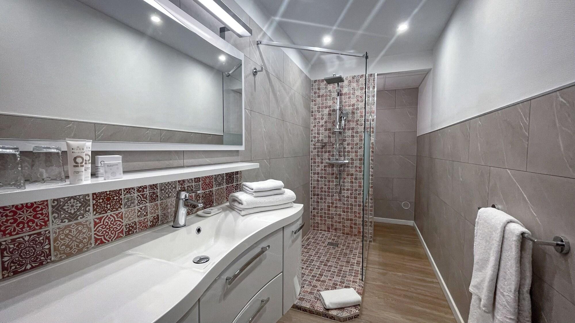 Equipamiento de Habitación Hôtel les 3 Barbus