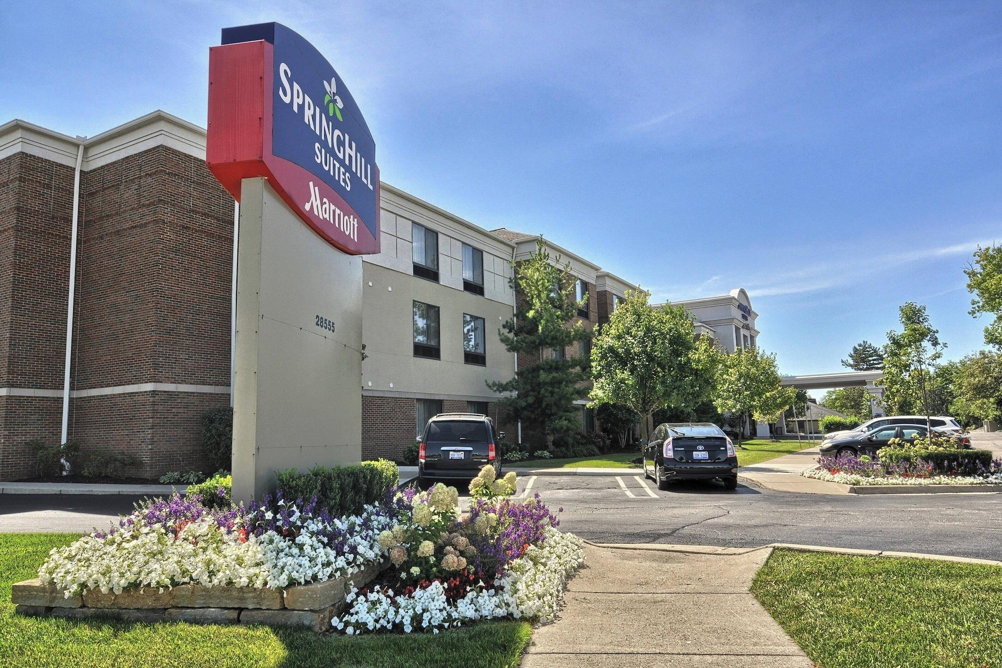 Vista Exterior SpringHill Suites Detroit Southfield