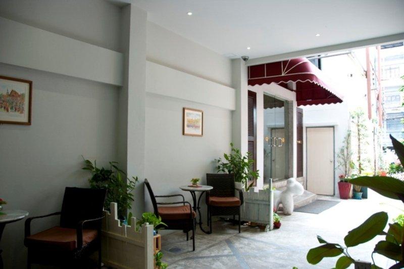 Vista Lobby Buddy Boutique Inn