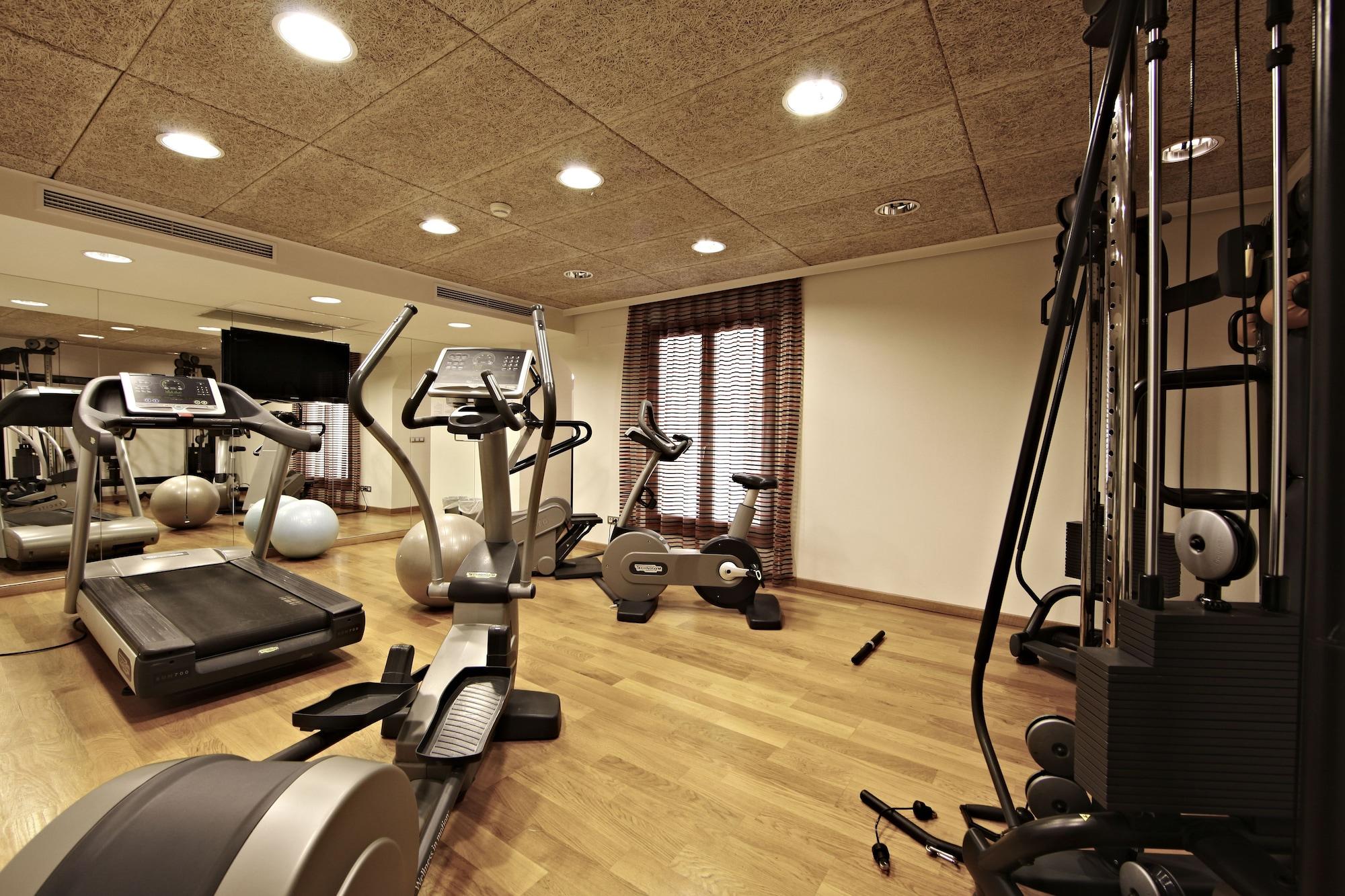 Gimnasio Petit Palace Hotel Tres