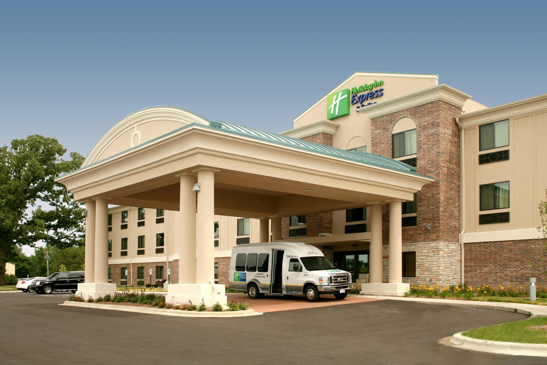 Vista Exterior Holiday Inn Express Hotel & Suites Madison-Verona by IHG