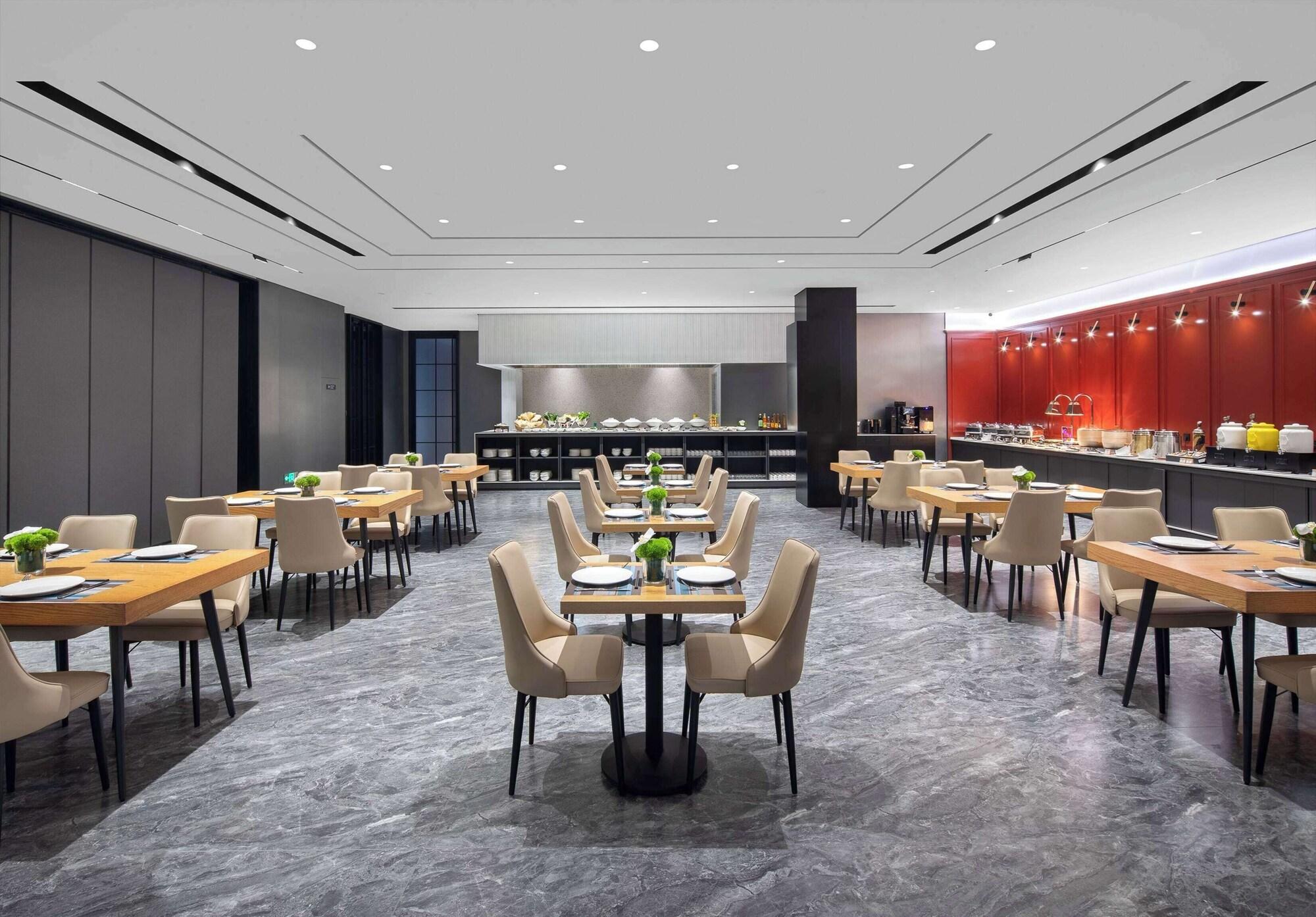 Restaurant Microtel by Wyndham Tianjin Hedong