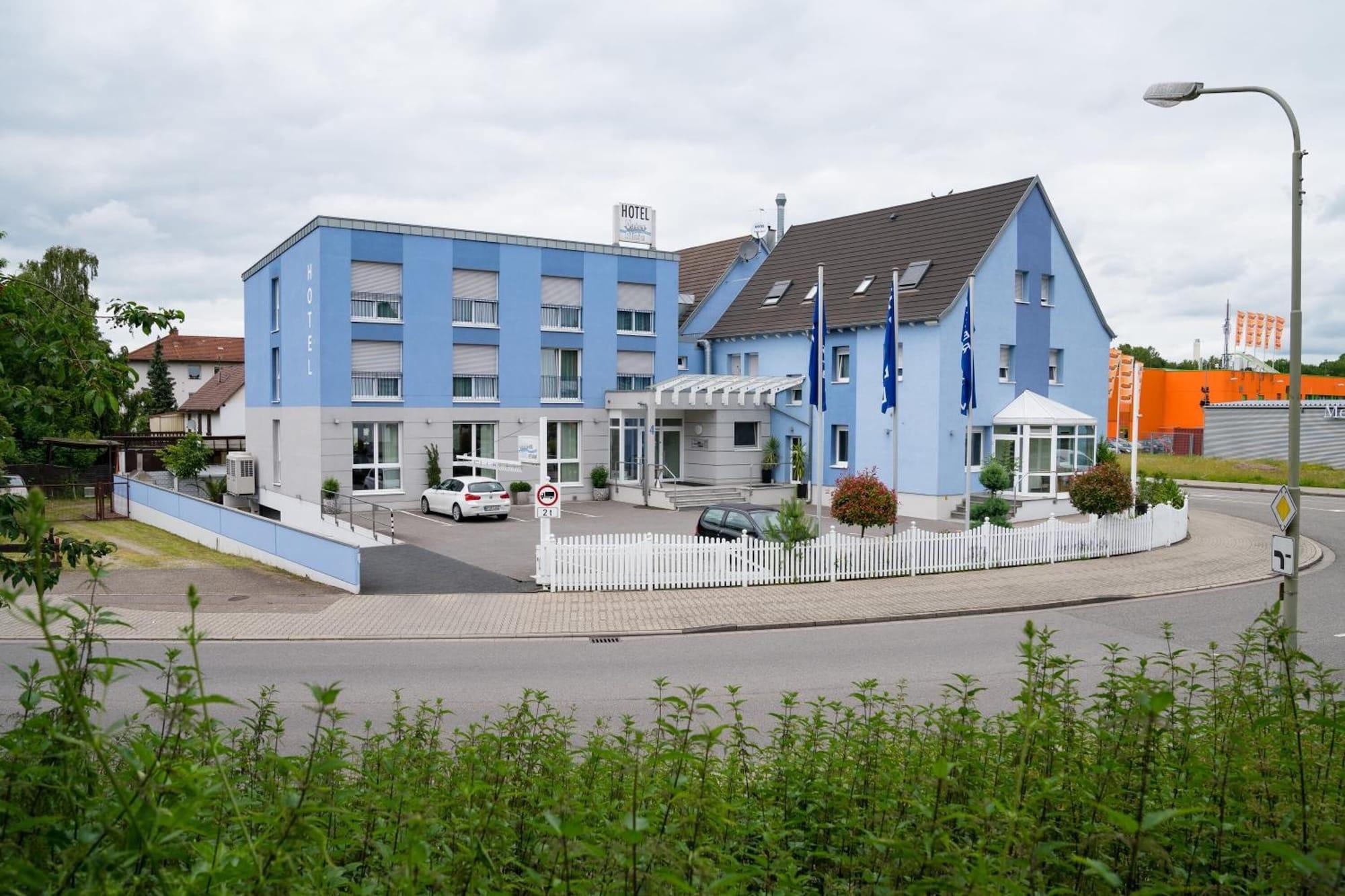 Vista Exterior Hotel Restaurant Vater Rhein