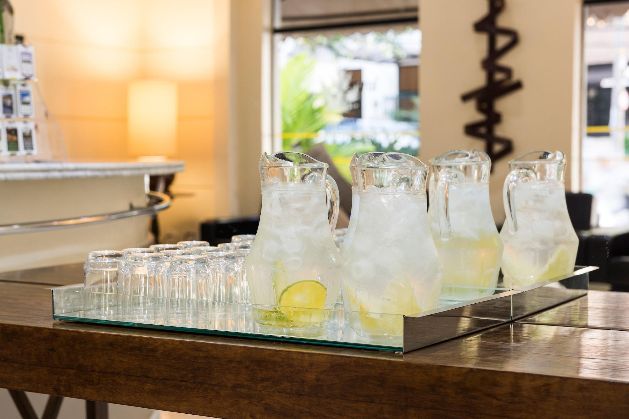 Vista Lobby Central Park Jardins