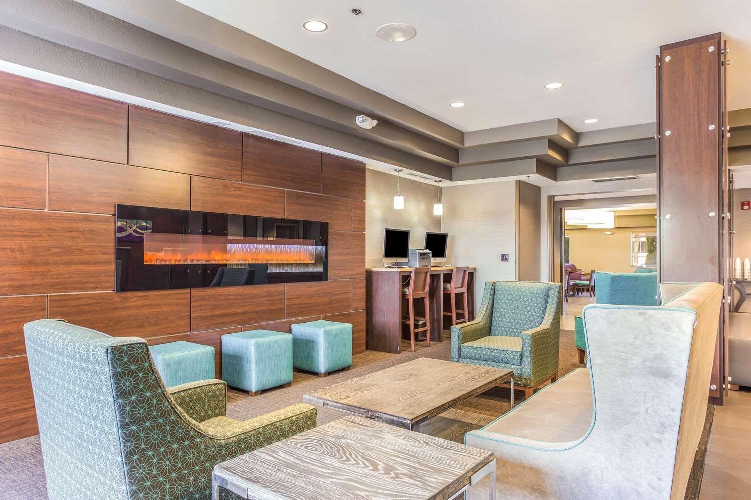 Vista Lobby La Quinta Inn & Suites by Wyndham Meridian / Boise West