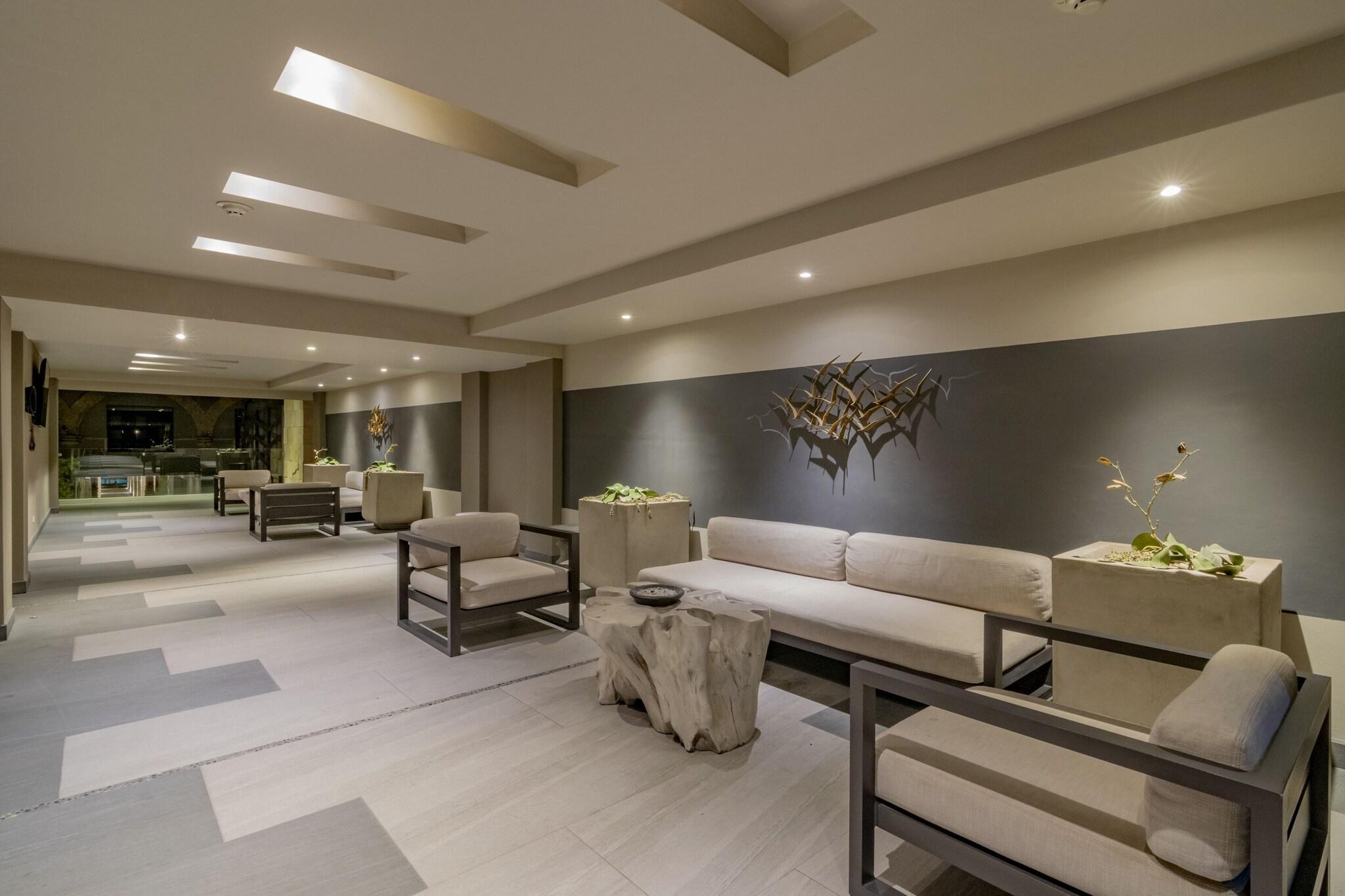 Vista Lobby Hotel Lucerna Mexicali