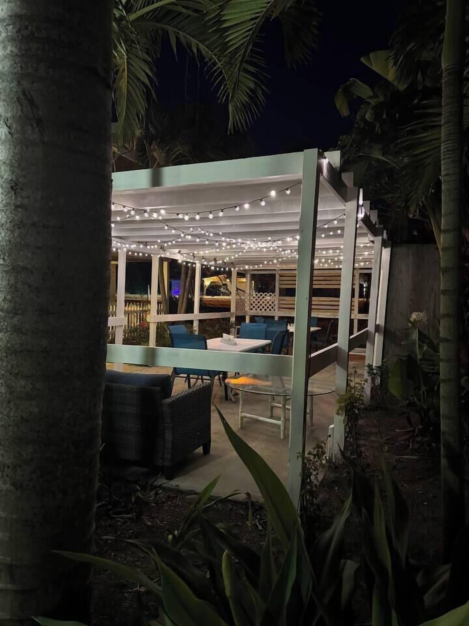 Equipamiento de Habitación 1 Bed Room Pool Steps to Beach