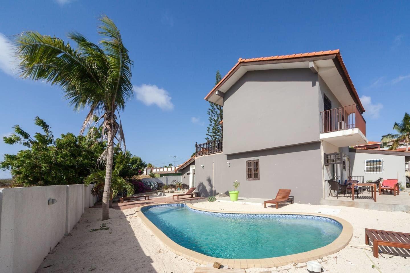 Varios Advantage Mini Resort