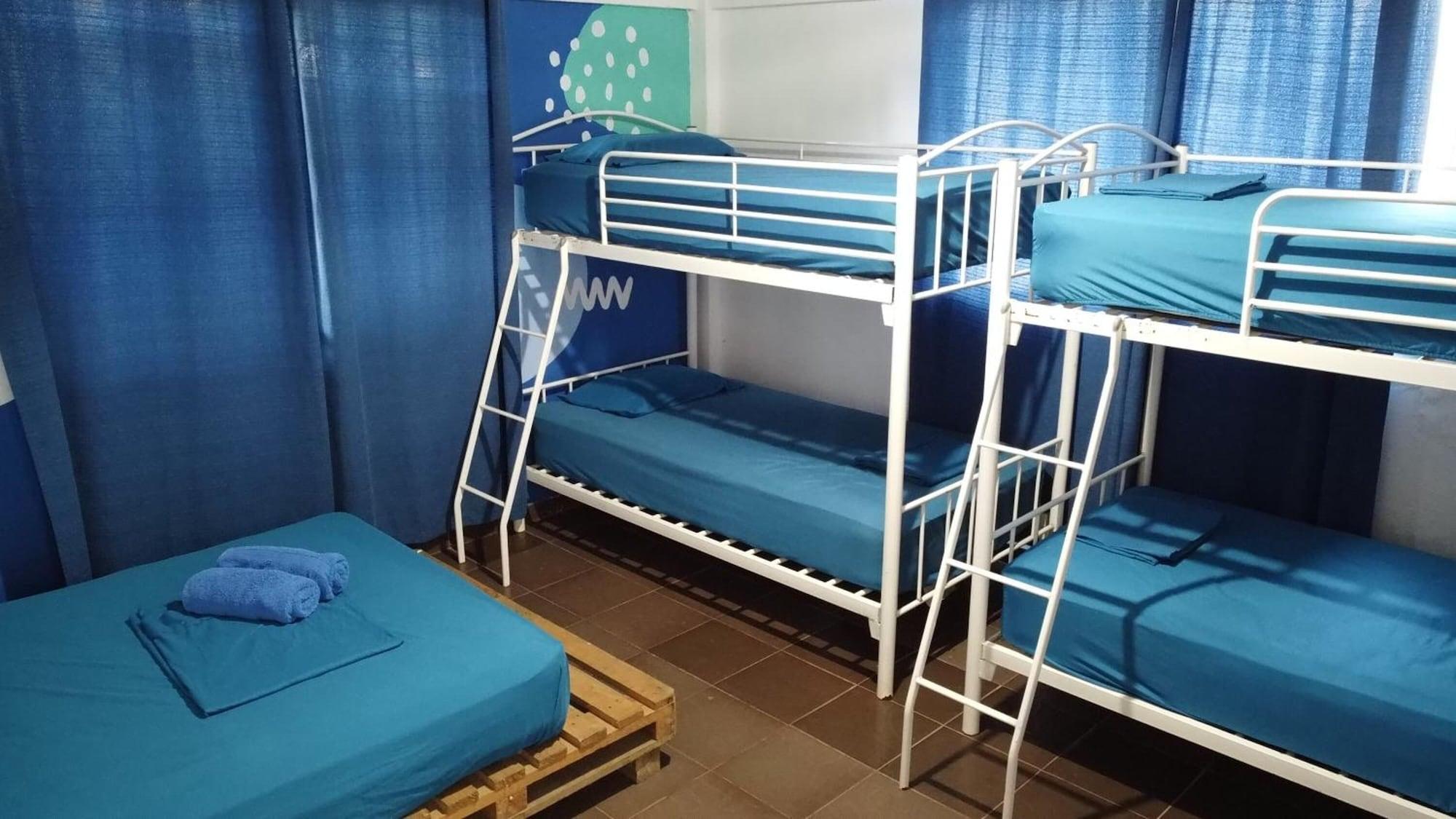 Habitación Acuarela Hostal - Hostel