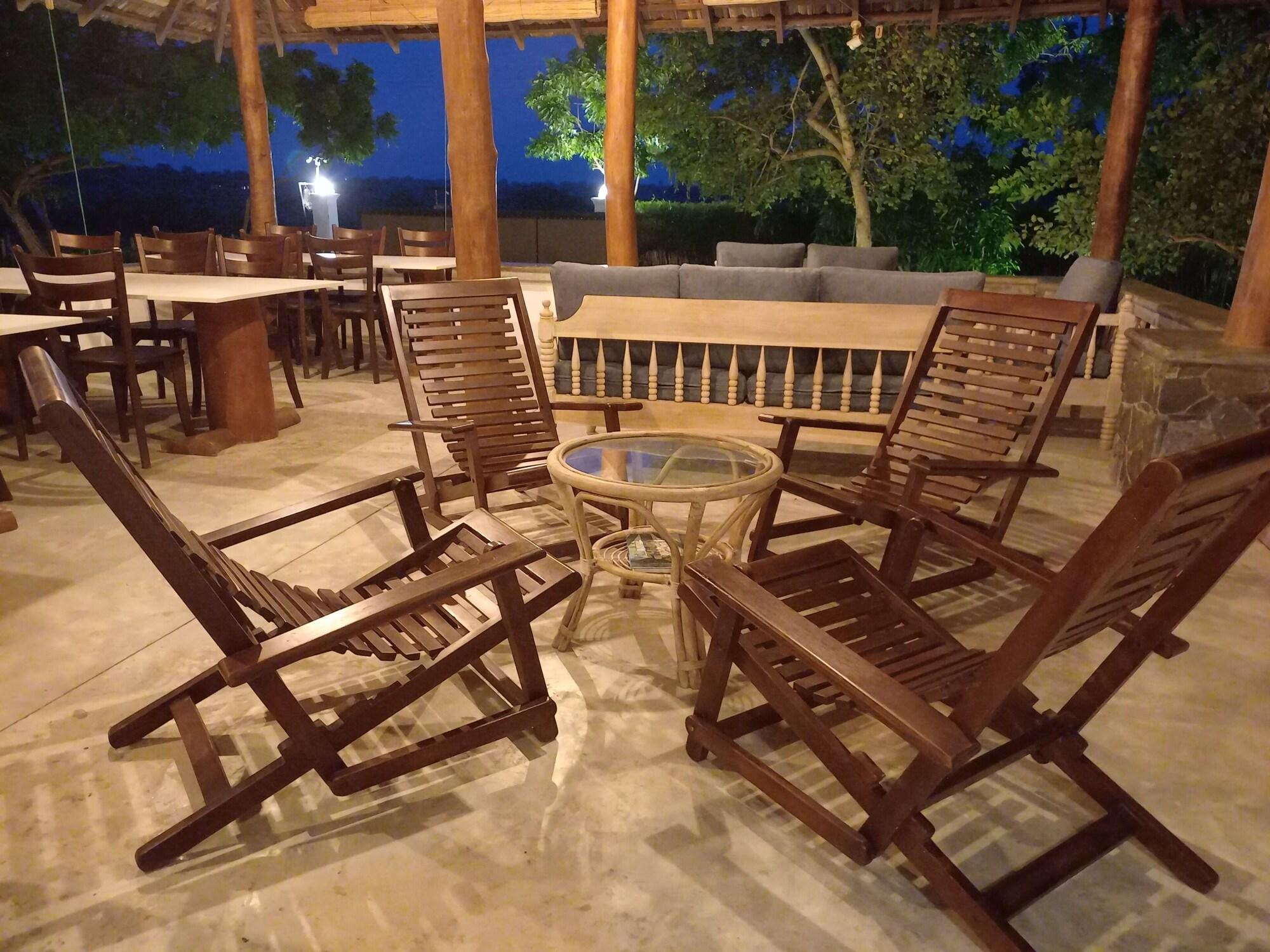 Restaurant yala leopard lodge