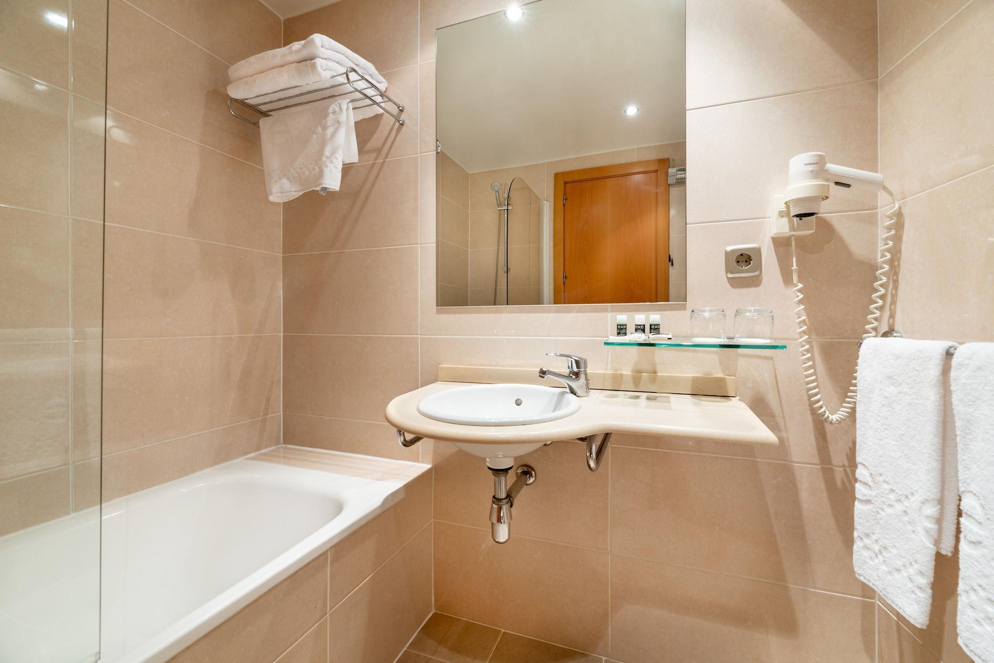 Equipamiento de Habitación Hotel Exe Puerta de San Pedro