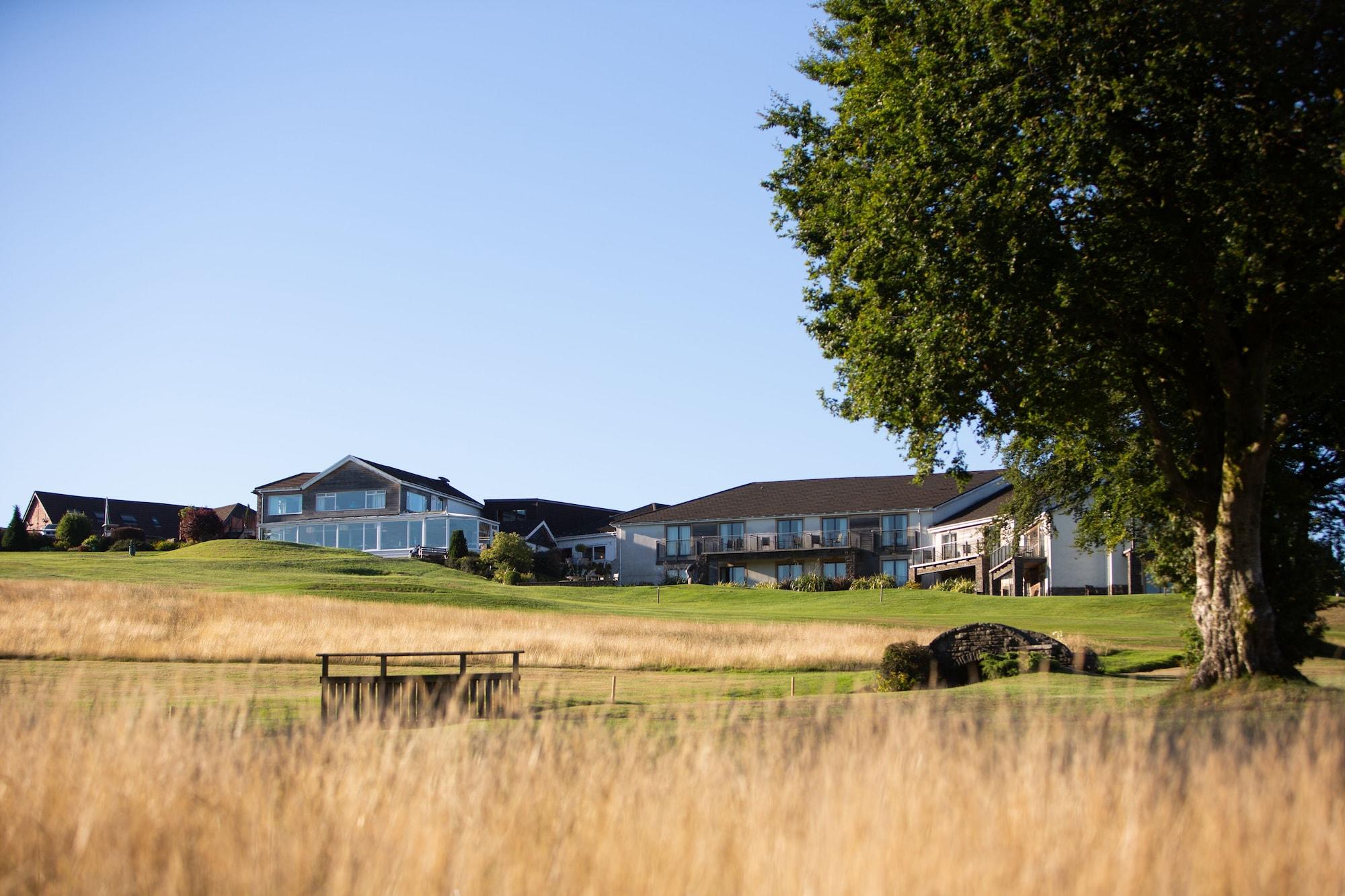 Vista Exterior Bryn Meadows Golf, Hotel & Spa