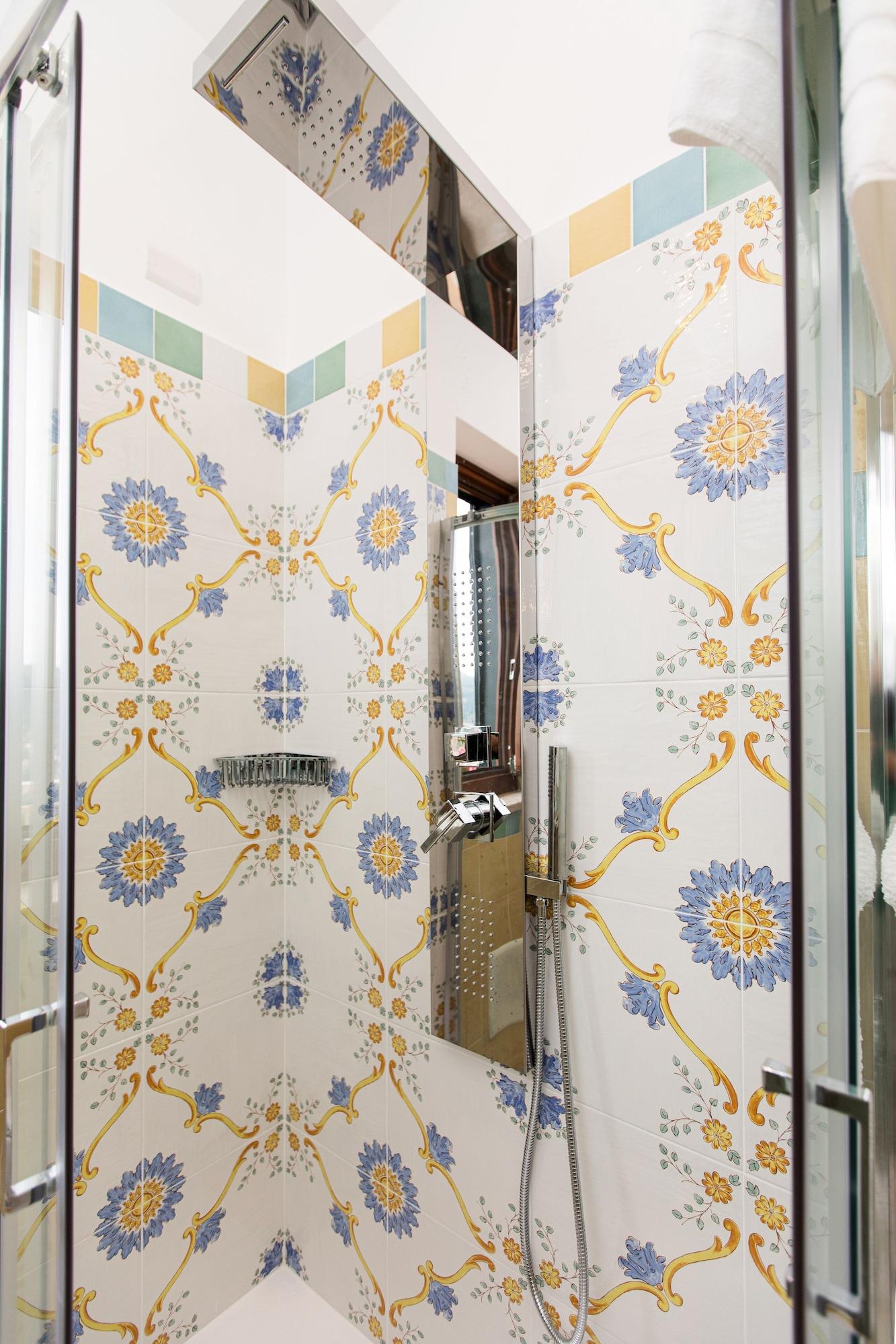 Equipamiento de Habitación Panariello Palace
