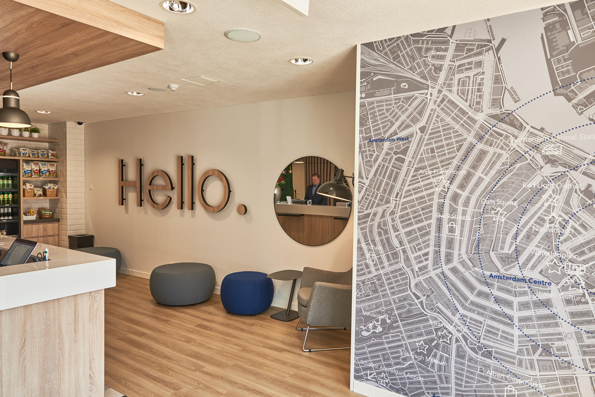 Vista Lobby Holiday Inn Express Amsterdam - City Hall by IHG