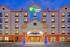 Alojamiento - Holiday Inn Express & Suites Meadowlands Area IHG