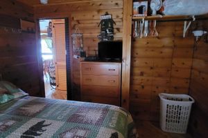 Alquiler Vacacional - Wolfe's Den: Lakefront 3-bedroom Cabin On Wakemup Narrows Lake Vermilion MN