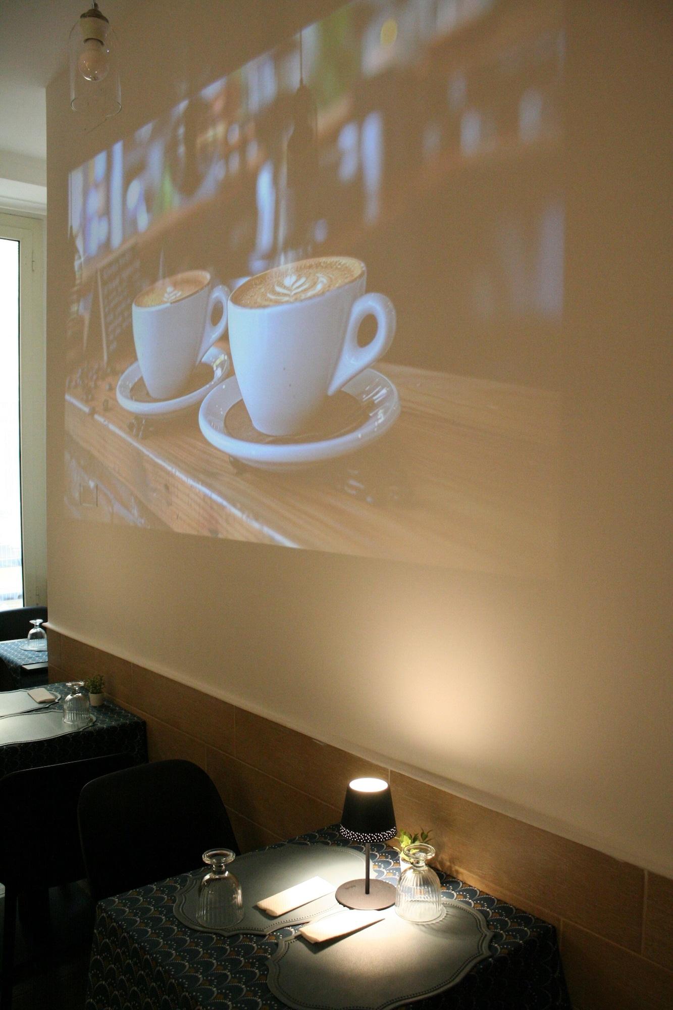 Sala de Reuniones H22 Hotel