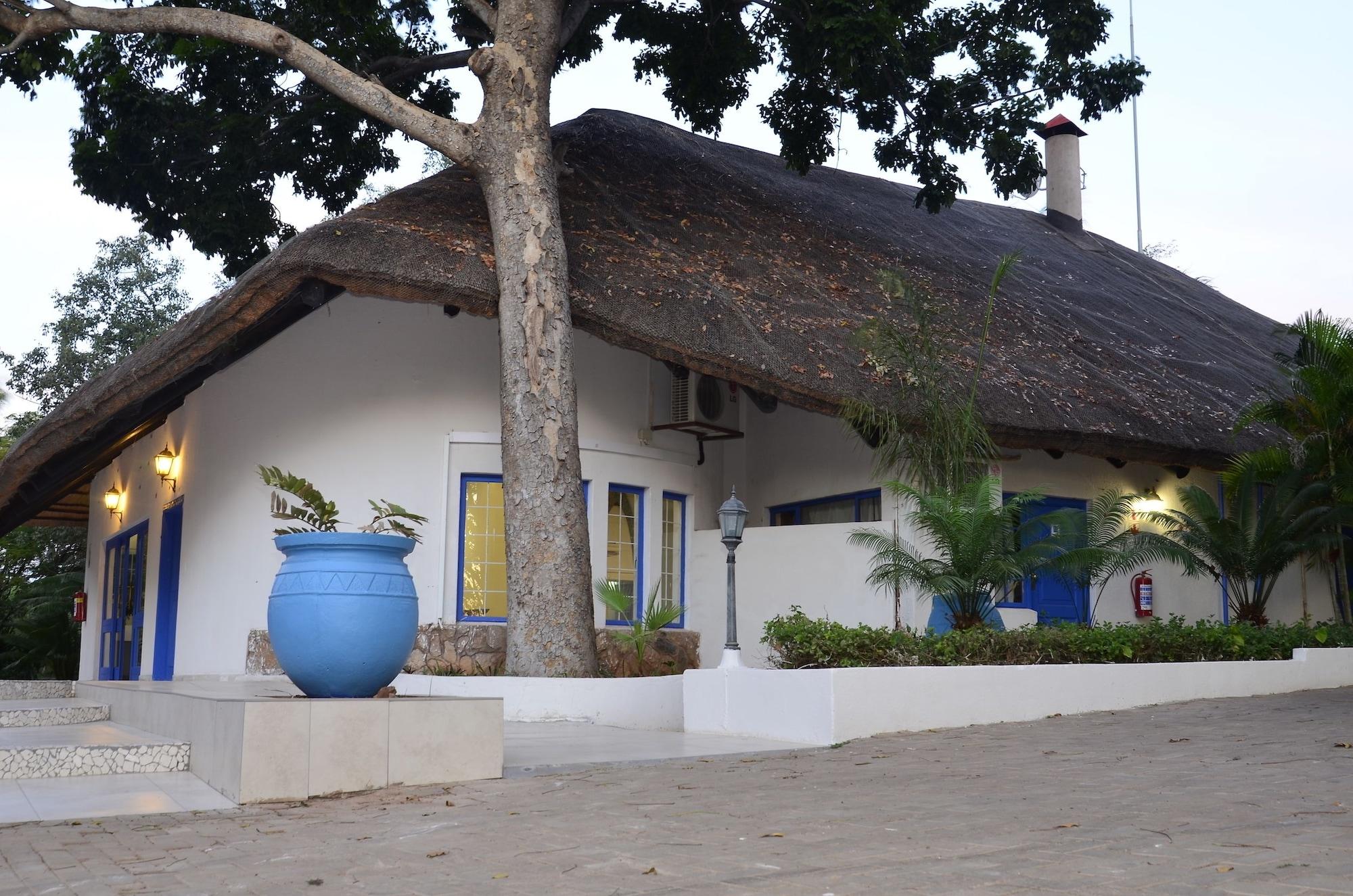 Vista Exterior Sand River Resort