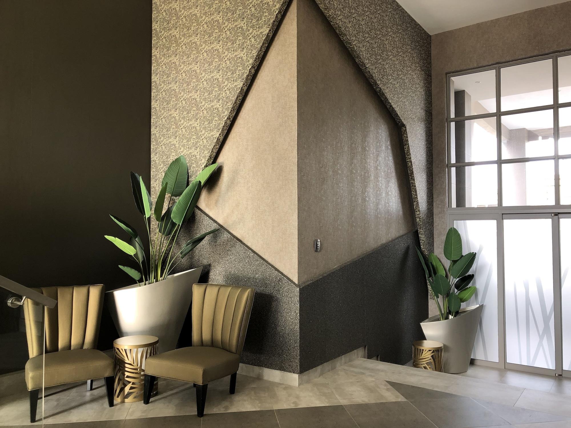 Vista Lobby The Reserve Residence