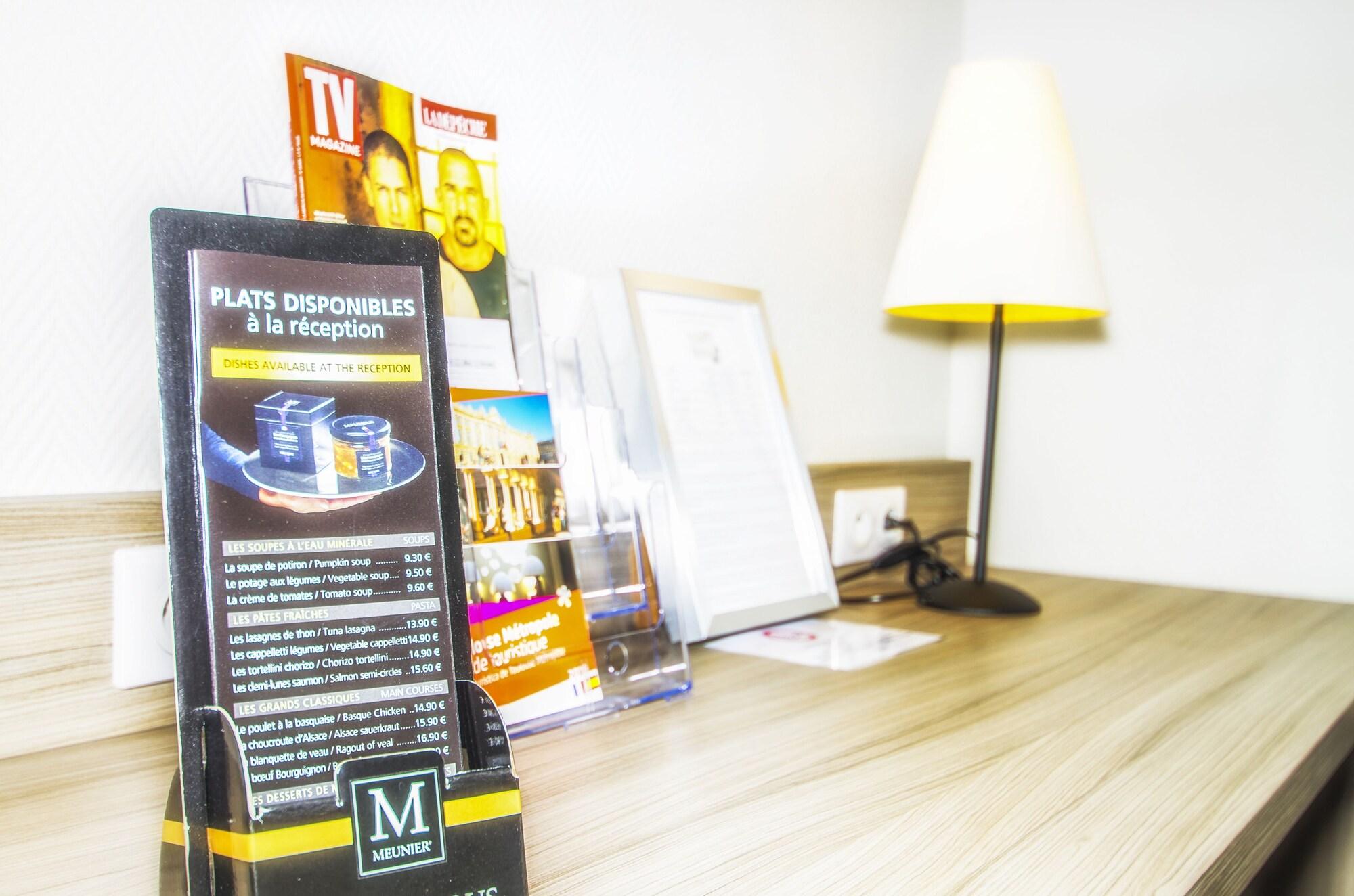 Set de Habitación Hotel Akena Le Prado