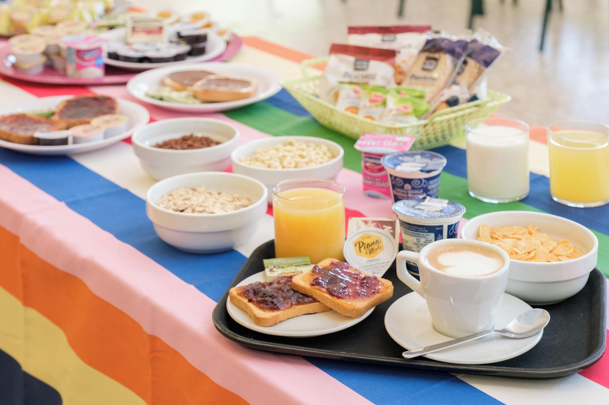 Restaurant Meet Hostel Cervia