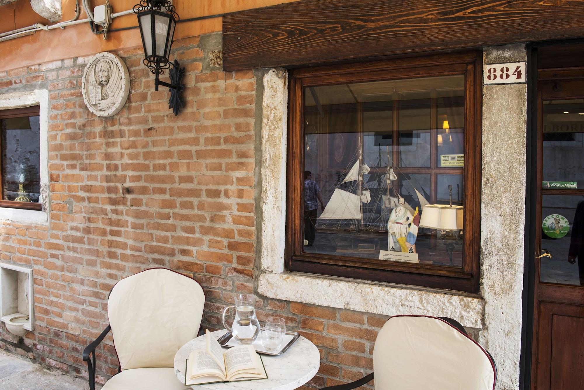 Bar/Salón Agli Alboretti