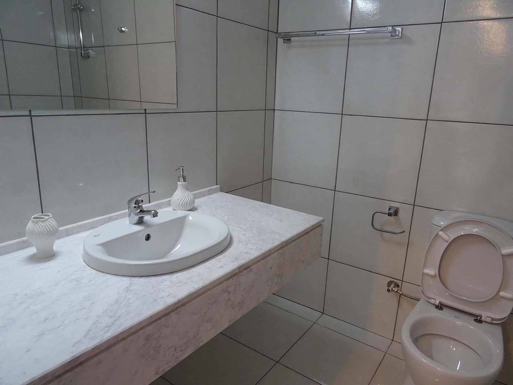 Equipamiento de Habitación Cosmos Apartments