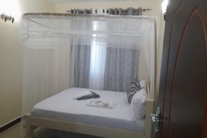 Renta temporal - Cozy 1-bed Apartment in MSA Shanzu With Pool